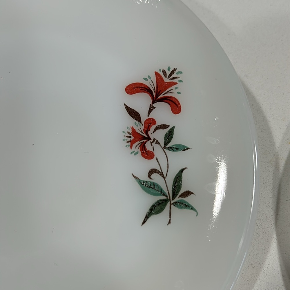 Set of 4 Rare Fire King Oven Ware Honeysuckle Saucers - Picture 5 of 5